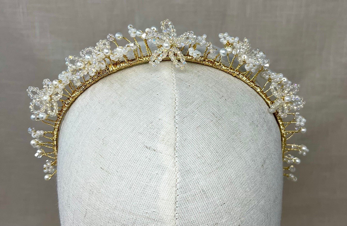 anais | delicate sparkly tiara